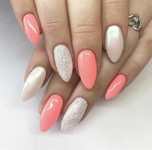 Sheena’s Tips & Toes