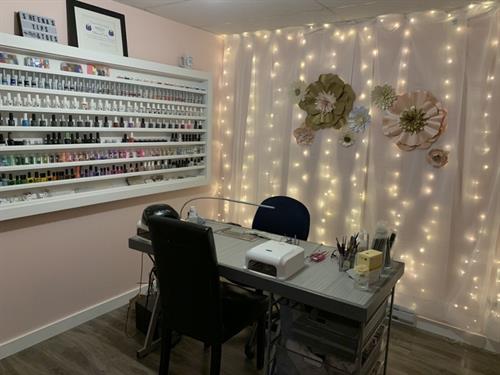Sheena’s Tips & Toes