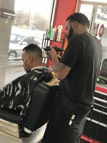 Dion Tha barber