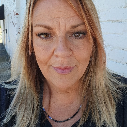 CHRISSY KINNAMAN