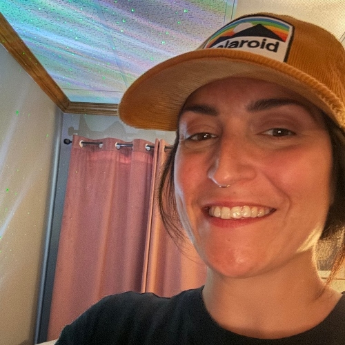 Nina Logeman, LMT