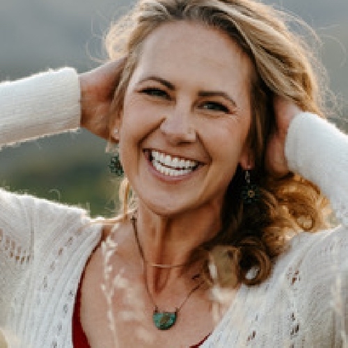 Celine Burgett (Breathwork)