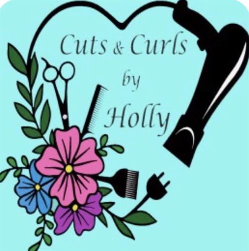 Cuts & Curls by Holly Schneider located in “Pullen Hair Beauty Lounge”