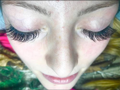 Alex Haysom - Classic Eyelash Extensions